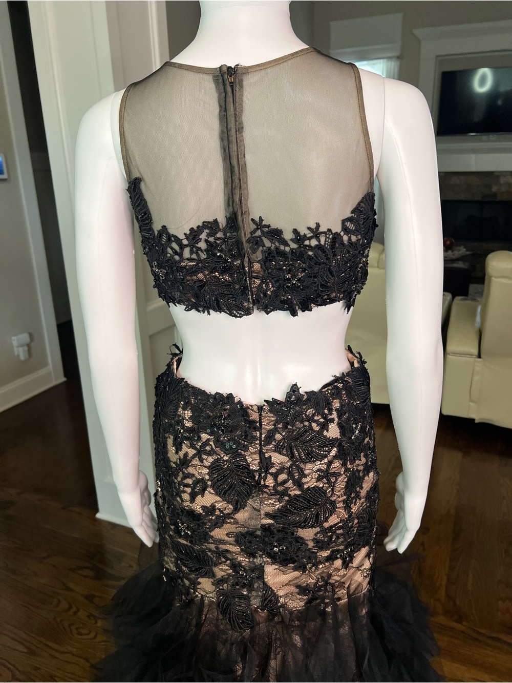 Jovani Black Cutout  Lace Appliqué Mermaid Prom Gown with Nude Underlay size 0 - Picture 7 of 10